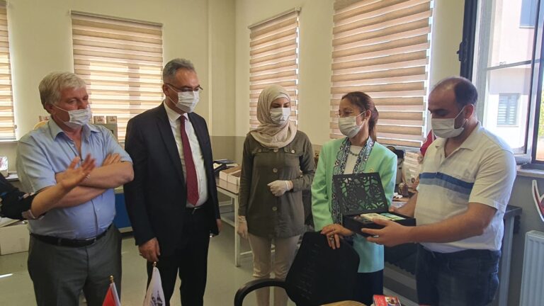 Gaziantep Milletvekilimiz Sayın Derya Bakbak ve Dr. M. Abdullah Aksoy Tat Global ‘ i ziyaret etti.