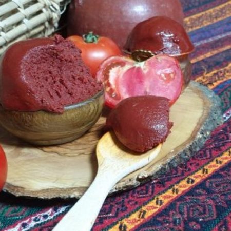 GÜN-KURUSU-DOMATES-SALÇASI_1-900x600
